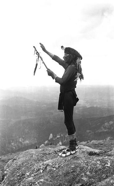 j-g-john-g-neihardt-black-elk-speaks-3.jpg