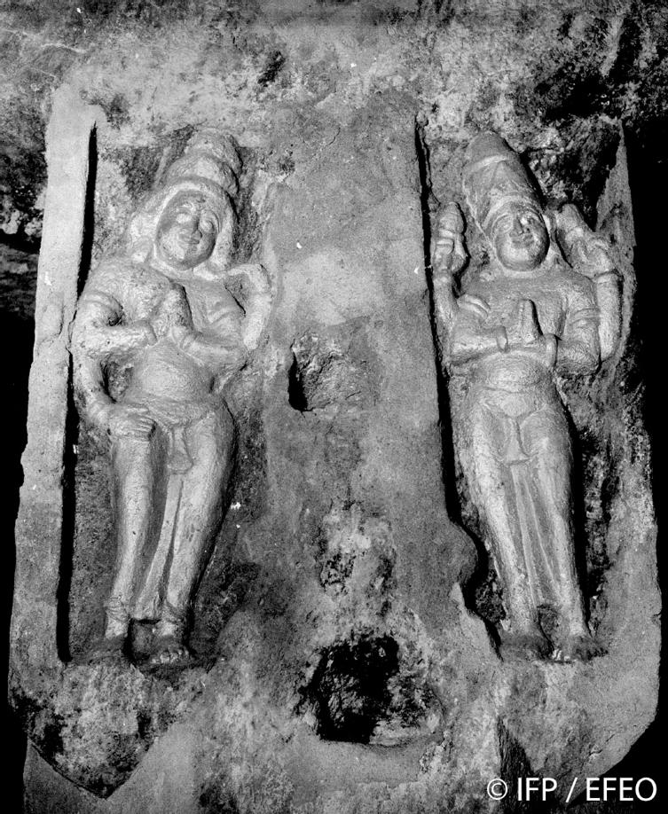 p-t-puspika-tracing-ancient-india-through-texts-an-10.jpg