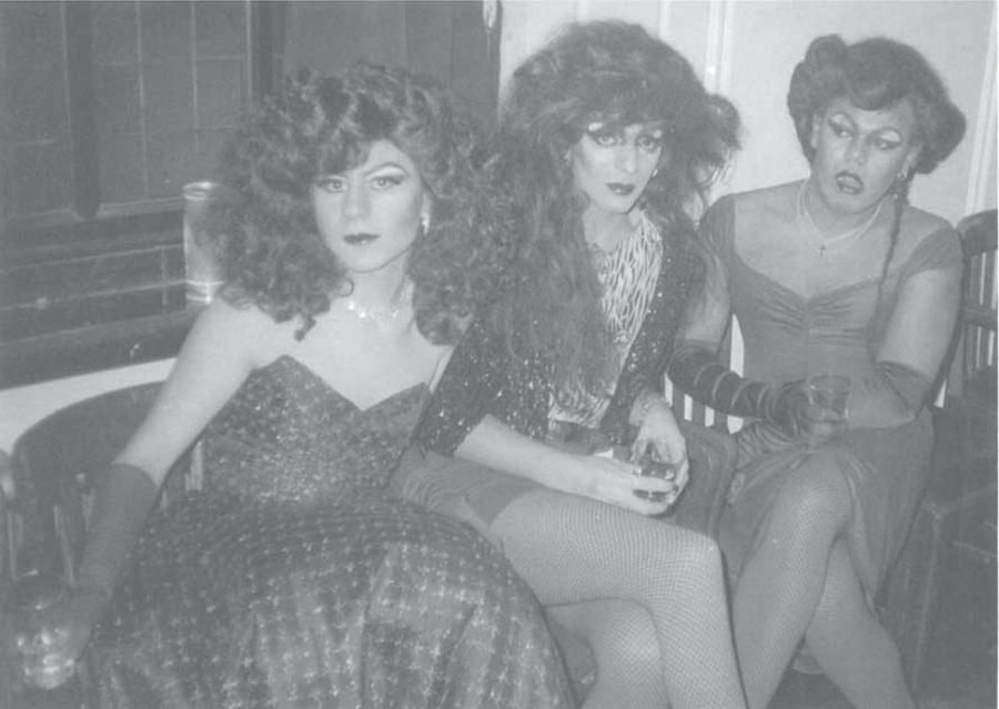r-e-richard-ekins-and-dave-king-blending-genders-5.jpg